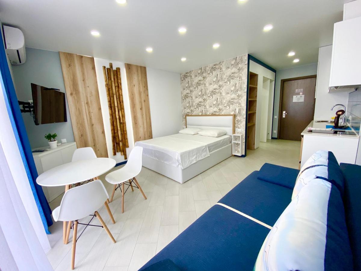 Apartments In Orbi Group Batumi Esterno foto