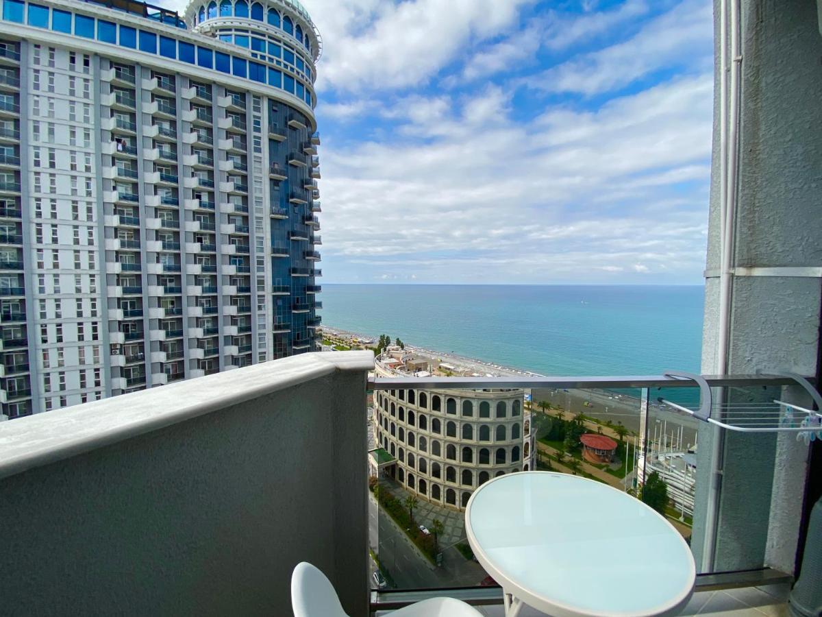 Apartments In Orbi Group Batumi Esterno foto
