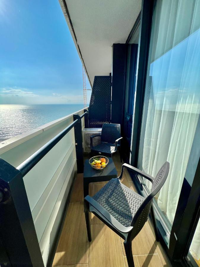 Apartments In Orbi Group Batumi Esterno foto