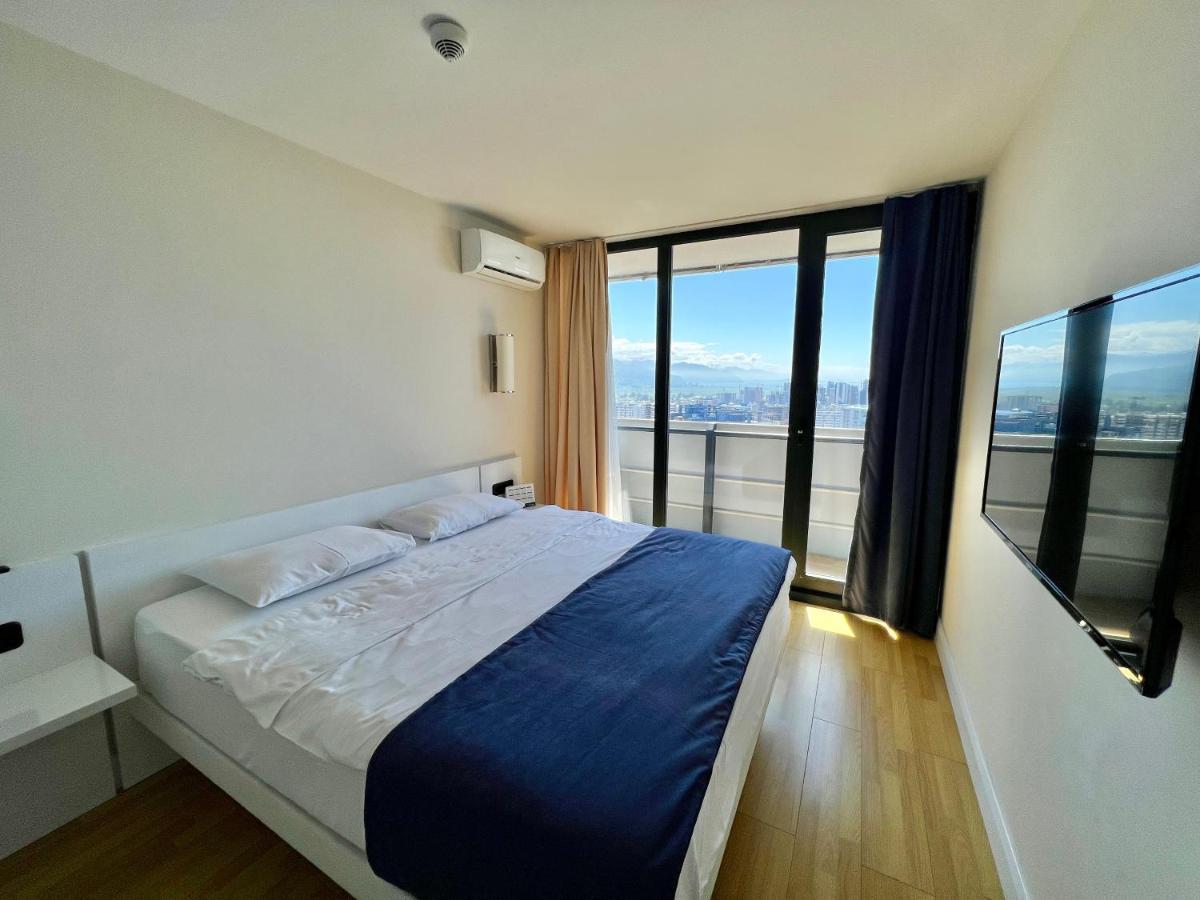 Apartments In Orbi Group Batumi Esterno foto
