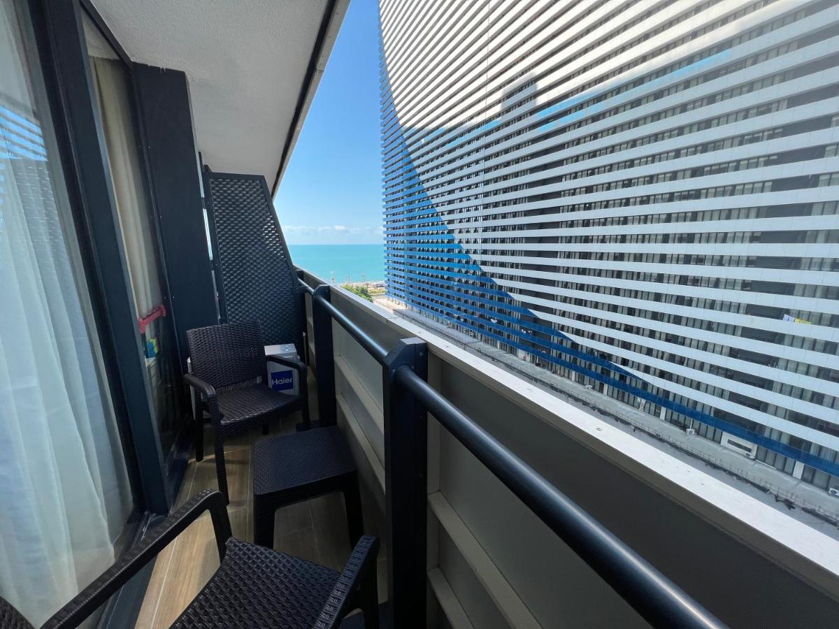 Apartments In Orbi Group Batumi Esterno foto