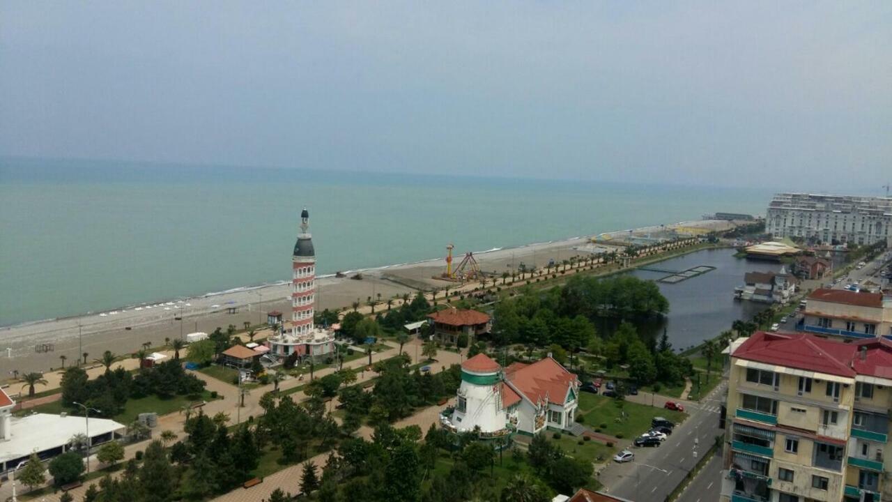 Apartments In Orbi Group Batumi Esterno foto